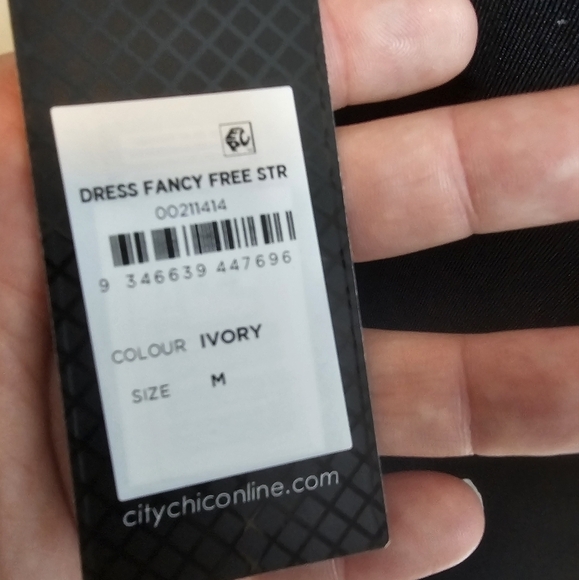 NWT City Chic white lace dress size 18W - Picture 5 of 6